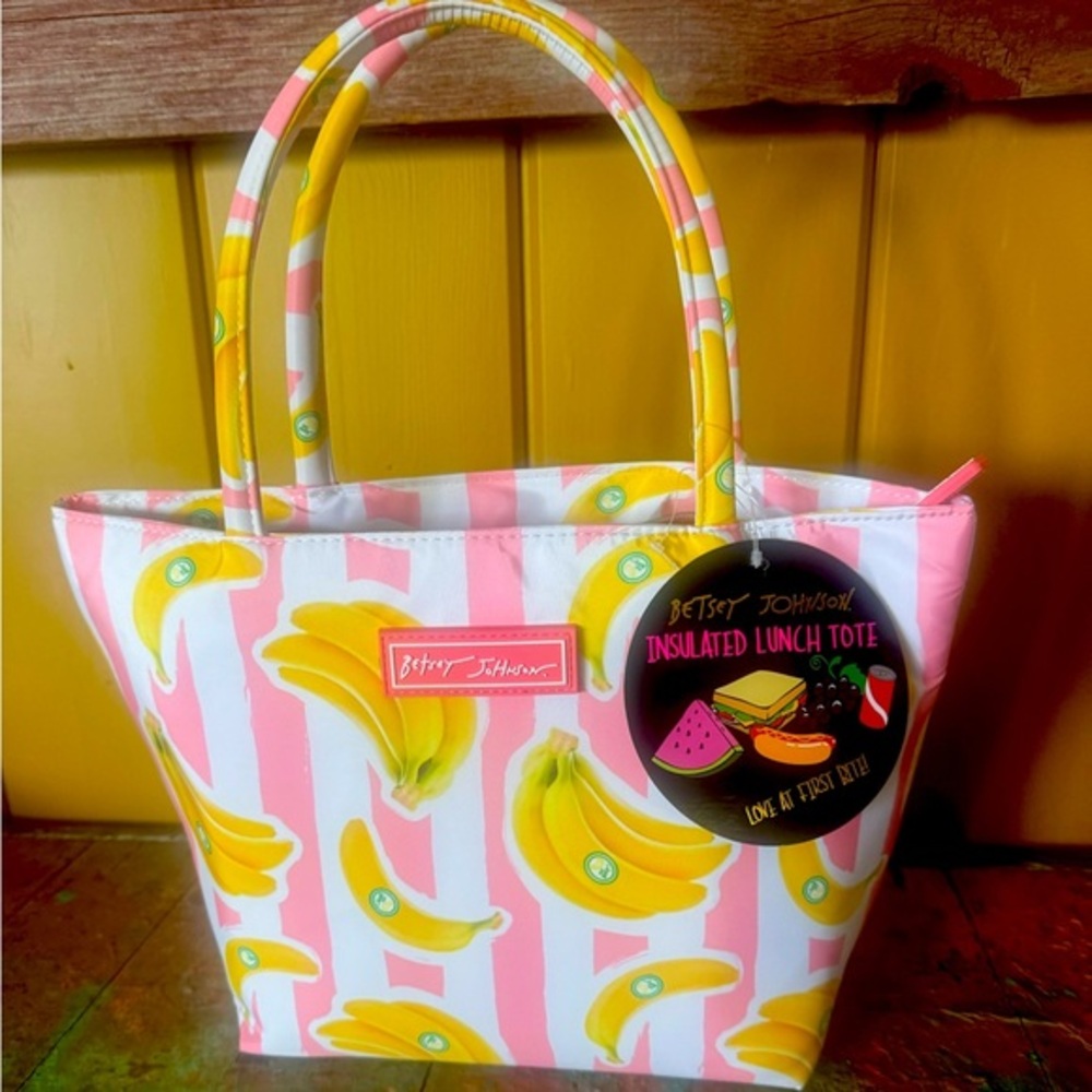 Betsey Johnson Pink& white striped insulated lunch tote w/ fun banana print🍌